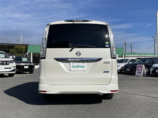 セレナ ハイウェイスター　Ｓ－ハイブリッド　エマージェンシーブレーキ　車線逸脱警報　社外ＳＤナビ　バックカメラ　両後パワースライドドア　インテリジェントキー　クルーズコントロール　純正ＬＥＤヘッドライト　フォグランプ　純正１６インチアルミ（9枚目）