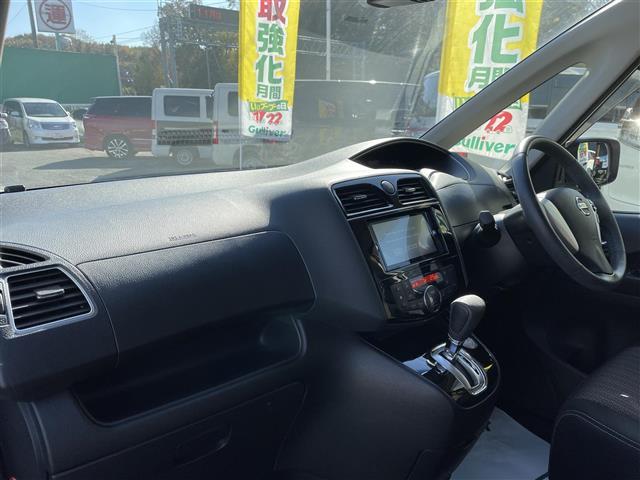 セレナ ハイウェイスター　Ｓ－ハイブリッド　エマージェンシーブレーキ　車線逸脱警報　社外ＳＤナビ　バックカメラ　両後パワースライドドア　インテリジェントキー　クルーズコントロール　純正ＬＥＤヘッドライト　フォグランプ　純正１６インチアルミ（15枚目）