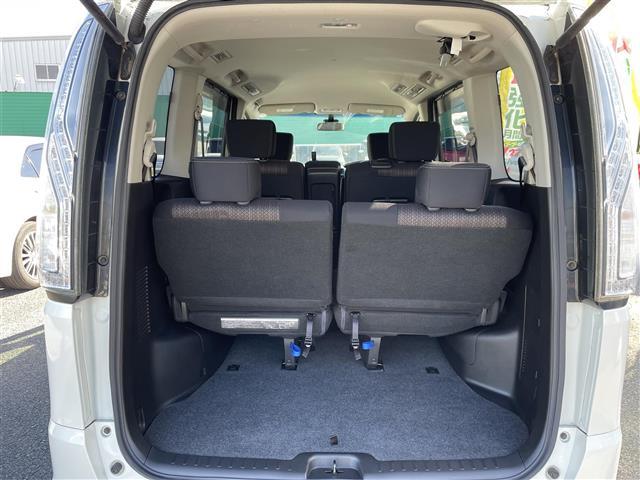 セレナ ハイウェイスター　Ｓ－ハイブリッド　エマージェンシーブレーキ　車線逸脱警報　社外ＳＤナビ　バックカメラ　両後パワースライドドア　インテリジェントキー　クルーズコントロール　純正ＬＥＤヘッドライト　フォグランプ　純正１６インチアルミ（22枚目）