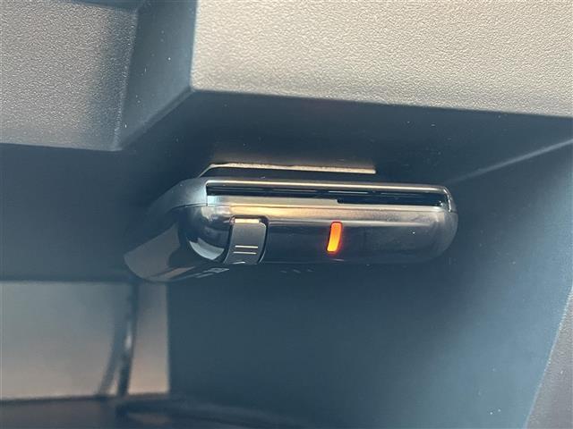 セレナ ハイウェイスター　Ｓ－ハイブリッド　エマージェンシーブレーキ　車線逸脱警報　社外ＳＤナビ　バックカメラ　両後パワースライドドア　インテリジェントキー　クルーズコントロール　純正ＬＥＤヘッドライト　フォグランプ　純正１６インチアルミ（31枚目）