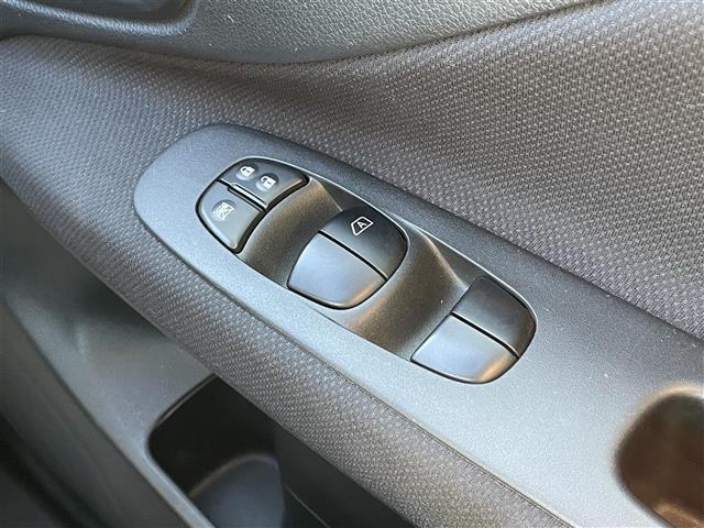 セレナ ハイウェイスター　Ｓ－ハイブリッド　エマージェンシーブレーキ　車線逸脱警報　社外ＳＤナビ　バックカメラ　両後パワースライドドア　インテリジェントキー　クルーズコントロール　純正ＬＥＤヘッドライト　フォグランプ　純正１６インチアルミ（32枚目）