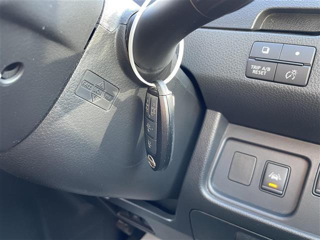 セレナ ハイウェイスター　Ｓ－ハイブリッド　エマージェンシーブレーキ　車線逸脱警報　社外ＳＤナビ　バックカメラ　両後パワースライドドア　インテリジェントキー　クルーズコントロール　純正ＬＥＤヘッドライト　フォグランプ　純正１６インチアルミ（34枚目）