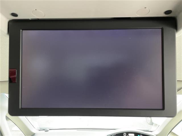 セレナ ハイウェイスターＶエアロモード＋セフティＳＨＶＡセフ　ＩＭＰＵＬ仕様　ＩＭＰＵＬエアロ　ＩＭＰＵＬマフラー　ＩＭＰＵＬ１８インチアルミ　エマージェンシーブレーキ　アラウンドビューカメラ　フリップダウンモニター　両後パワスラ　クルコン　インテリジェントキー（17枚目）