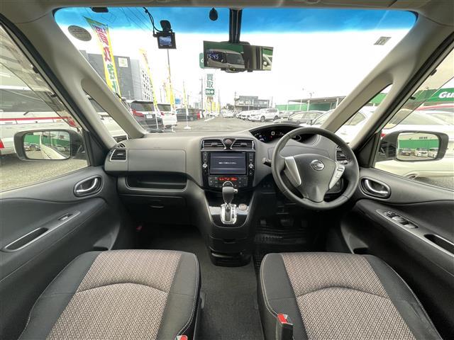 セレナ ハイウェイスターＶエアロモード＋セフティＳＨＶＡセフ　ＩＭＰＵＬ仕様　ＩＭＰＵＬエアロ　ＩＭＰＵＬマフラー　ＩＭＰＵＬ１８インチアルミ　エマージェンシーブレーキ　アラウンドビューカメラ　フリップダウンモニター　両後パワスラ　クルコン　インテリジェントキー（42枚目）