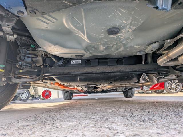 アクア G セーフティセンスC 10系後期型 車庫保管 禁煙車 スマートキー 純正7型ナビ Bluetooth接続 Bカメラ ドラレコ ETC 2オーナー スペアキー スタッドレスタイヤ付き スペアタイヤ(20枚目)