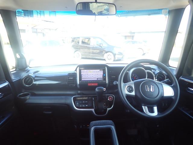 Ｎ－ＢＯＸカスタム Ｇ　ＳＳパッケージ　後期　ＳＳパッケージ・両側パワスラ・ナビ・地デジ・Ｂｌｕｅｔｏｏｔｈ・カメラ・後席スライド機能・後席テーブル／サンシェード・フルフラット・シートヒーター・ミラーヒーター・キー２個・点検整備・保証付き（14枚目）