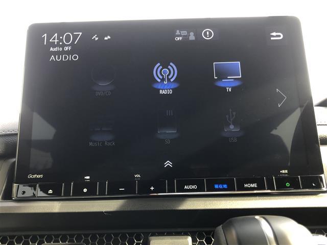 ステップワゴン スパーダ　Ｈｏｎｄａ　ＳＥＮＳＩＮＧ／純正１１．４インチナビ／ＢＴ／フルセグＴＶ／バックカメラ　／ハーフレザーシート／前席シートヒーター／オートＬＥＤヘッドライト／ヘッドライトレベライザー／パワーバックドア（4枚目）