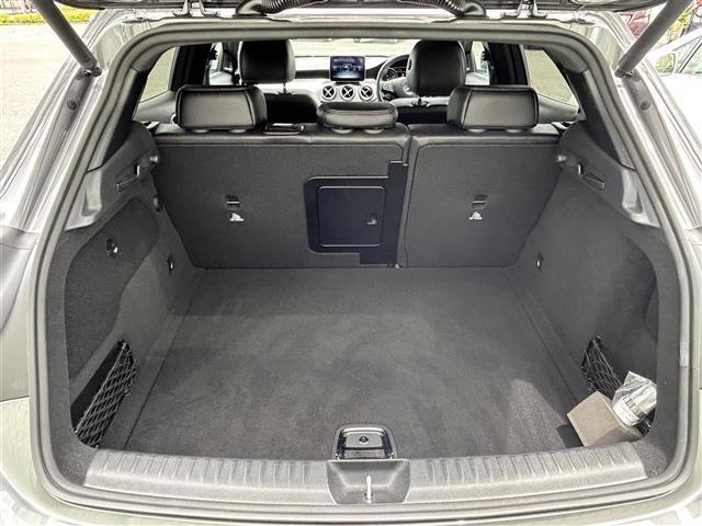 ＧＬＡクラス ＧＬＡ２２０　４マチック　純正ナビゲーション・バックカメラ・ドライブレコーダー・ＥＴＣ・サンルーフ・前席シートヒーター・前席パワーシート・前席シートメモリー・パドルシフト・ブラインドスポット・ステアリングリモコン（28枚目）
