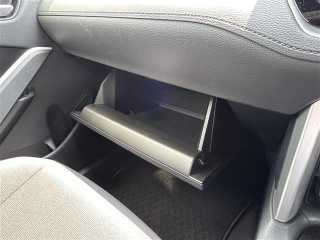 カローラクロス ハイブリッド S ワンオーナー/純正ナビ(フルセグTV/Bluetooth/FM/AM/USB)/純正フロアマット/ETC/ブラインドスポットモニター/追従ありクルーズコントロール/積み込み社外冬タイヤセット(20枚目)