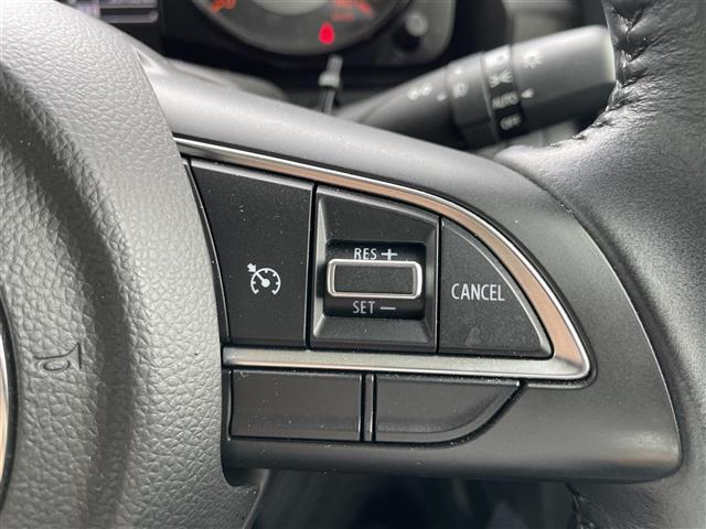 ジムニー ＸＣ　純正ナビゲーション／バックカメラ／ビルトインＥＴＣ２．０／前席シートヒーター／デュアルセンサーブレーキサポート／車線逸脱警報／クルーズコントロール／ステアリングリモコン／ＬＥＤオートライト（6枚目）