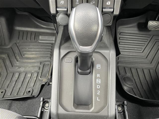 ジムニー ＸＣ　純正ナビゲーション／バックカメラ／ビルトインＥＴＣ２．０／前席シートヒーター／デュアルセンサーブレーキサポート／車線逸脱警報／クルーズコントロール／ステアリングリモコン／ＬＥＤオートライト（14枚目）