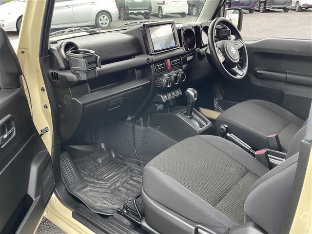 ジムニー ＸＣ　純正ナビゲーション／バックカメラ／ビルトインＥＴＣ２．０／前席シートヒーター／デュアルセンサーブレーキサポート／車線逸脱警報／クルーズコントロール／ステアリングリモコン／ＬＥＤオートライト（22枚目）