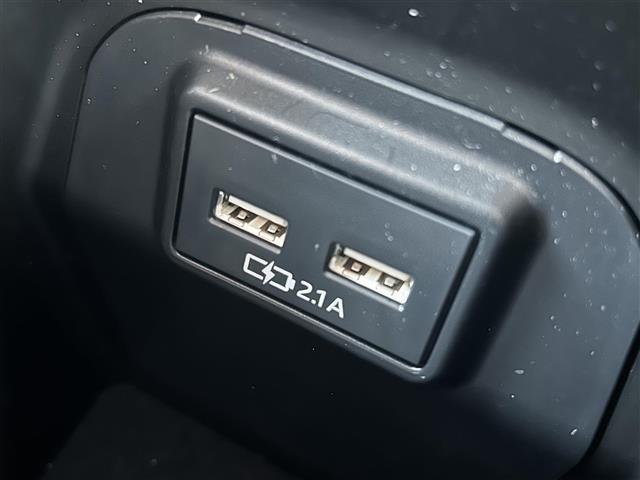 ＲＡＶ４ アドベンチャー　純正ディスプレイオーディオ／パノラミックビューモニター／ビルトインＥＴＣ２．０／前席シートヒーター／前席ベンチレーション／ステアリングヒーター／プリクラッシュセーフティ／レーダークルーズコントロール（15枚目）