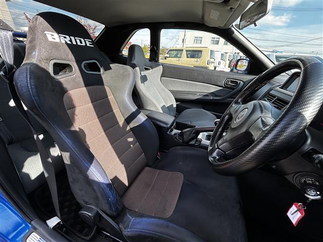 スカイライン GT-R Vスペック(3枚目)