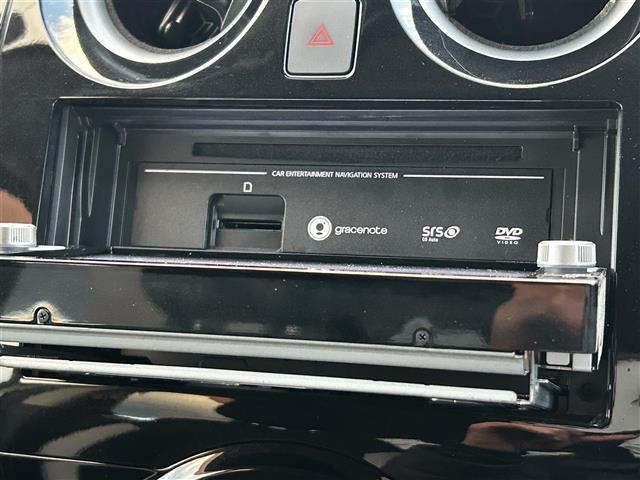 ノート ｅ－パワー　Ｘ　純正ナビゲーション／アラウンドビューモニター／ＥＴＣ／ドライブレコーダー／衝突被害軽減ブレーキ／レーンキープアシスト／アイドリングストップ／ＬＥＤオートライト／純正フロアマット／純正ドアバイザー（6枚目）