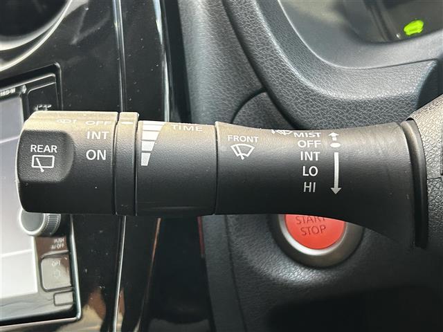 ノート ｅ－パワー　Ｘ　純正ナビゲーション／アラウンドビューモニター／ＥＴＣ／ドライブレコーダー／衝突被害軽減ブレーキ／レーンキープアシスト／アイドリングストップ／ＬＥＤオートライト／純正フロアマット／純正ドアバイザー（13枚目）