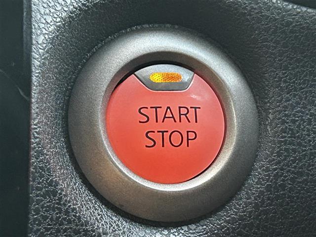 ノート ｅ－パワー　Ｘ　純正ナビゲーション／アラウンドビューモニター／ＥＴＣ／ドライブレコーダー／衝突被害軽減ブレーキ／レーンキープアシスト／アイドリングストップ／ＬＥＤオートライト／純正フロアマット／純正ドアバイザー（17枚目）