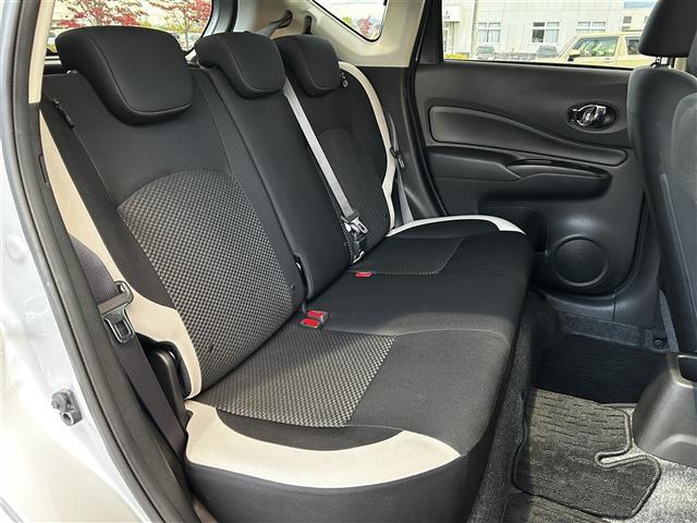 ノート ｅ－パワー　Ｘ　純正ナビゲーション／アラウンドビューモニター／ＥＴＣ／ドライブレコーダー／衝突被害軽減ブレーキ／レーンキープアシスト／アイドリングストップ／ＬＥＤオートライト／純正フロアマット／純正ドアバイザー（25枚目）