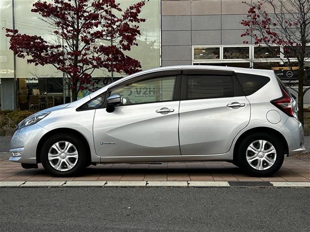 ノート ｅ－パワー　Ｘ　純正ナビゲーション／アラウンドビューモニター／ＥＴＣ／ドライブレコーダー／衝突被害軽減ブレーキ／レーンキープアシスト／アイドリングストップ／ＬＥＤオートライト／純正フロアマット／純正ドアバイザー（33枚目）