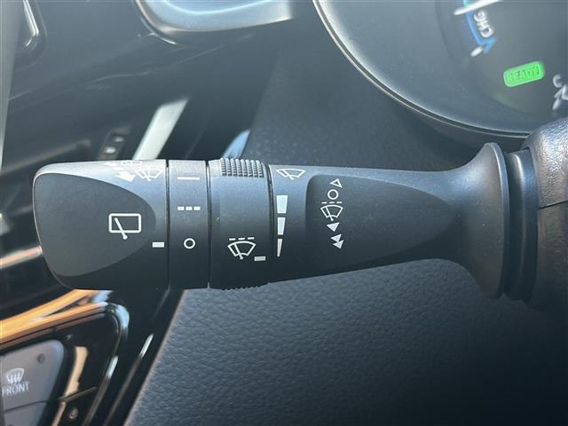 C-HR S LEDエディション 禁煙車/純正SDナビ/バックカメラ/フルセグTV/レーダークルーズコントロール/プリクラッシュセーフティ/レーンキープアシスト/オートホールド/ドライブレコーダー前後/LEDヘッドライト/ETC(14枚目)