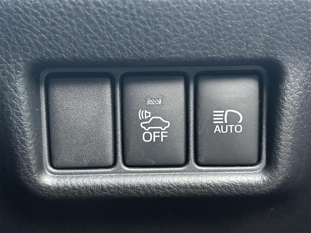 C-HR S LEDエディション 禁煙車/純正SDナビ/バックカメラ/フルセグTV/レーダークルーズコントロール/プリクラッシュセーフティ/レーンキープアシスト/オートホールド/ドライブレコーダー前後/LEDヘッドライト/ETC(19枚目)