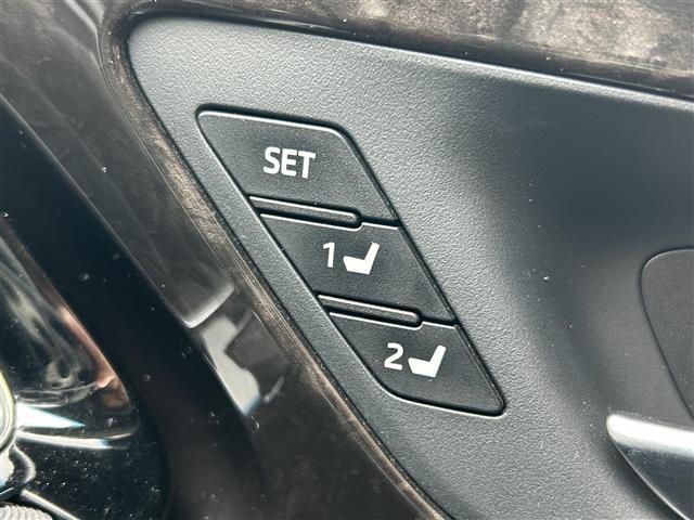 クラウンハイブリッド Ｇ－エグゼクティブ　禁煙車／純正ナビゲーション／パノラミックビューモニタードライブレコーダー／ビルトインＥＴＣ２．０／全席シートヒーター／前席ベンチレーション／プリクラッシュセーフティ／レーダークルーズコントロール（7枚目）