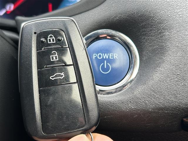 クラウンハイブリッド Ｇ－エグゼクティブ　禁煙車／純正ナビゲーション／パノラミックビューモニタードライブレコーダー／ビルトインＥＴＣ２．０／全席シートヒーター／前席ベンチレーション／プリクラッシュセーフティ／レーダークルーズコントロール（22枚目）