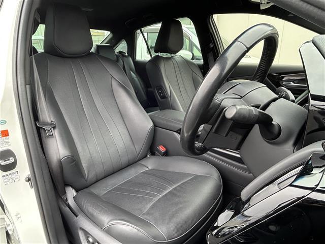 クラウンハイブリッド Ｇ－エグゼクティブ　禁煙車／純正ナビゲーション／パノラミックビューモニタードライブレコーダー／ビルトインＥＴＣ２．０／全席シートヒーター／前席ベンチレーション／プリクラッシュセーフティ／レーダークルーズコントロール（24枚目）