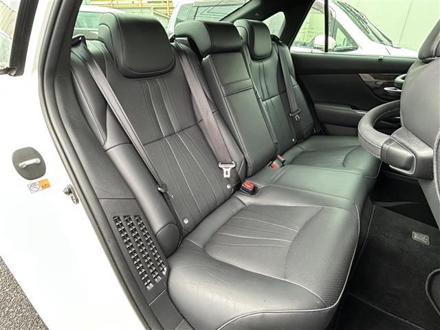 クラウンハイブリッド Ｇ－エグゼクティブ　禁煙車／純正ナビゲーション／パノラミックビューモニタードライブレコーダー／ビルトインＥＴＣ２．０／全席シートヒーター／前席ベンチレーション／プリクラッシュセーフティ／レーダークルーズコントロール（28枚目）