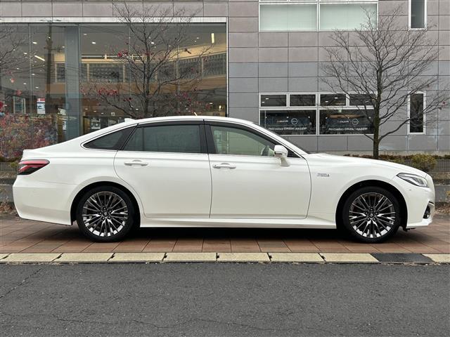 クラウンハイブリッド Ｇ－エグゼクティブ　禁煙車／純正ナビゲーション／パノラミックビューモニタードライブレコーダー／ビルトインＥＴＣ２．０／全席シートヒーター／前席ベンチレーション／プリクラッシュセーフティ／レーダークルーズコントロール（38枚目）