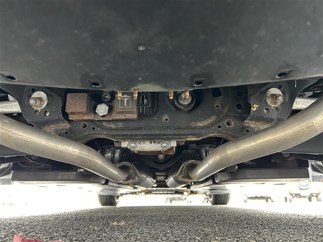 クラウンハイブリッド Ｇ－エグゼクティブ　禁煙車／純正ナビゲーション／パノラミックビューモニタードライブレコーダー／ビルトインＥＴＣ２．０／全席シートヒーター／前席ベンチレーション／プリクラッシュセーフティ／レーダークルーズコントロール（41枚目）