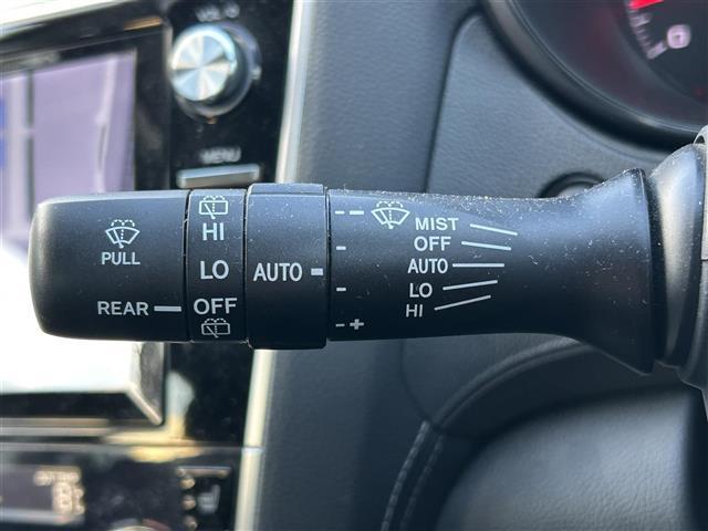 レガシィＢ４ ベースグレード　禁煙車／純正ナビゲーション／バックカメラ／ビルトインＥＴＣ／ドライブレコーダー／全席シートヒーター／ステアリングヒーター／プリクラッシュブレーキ制御／クルーズコントロール／アクティブレーンキープ（13枚目）