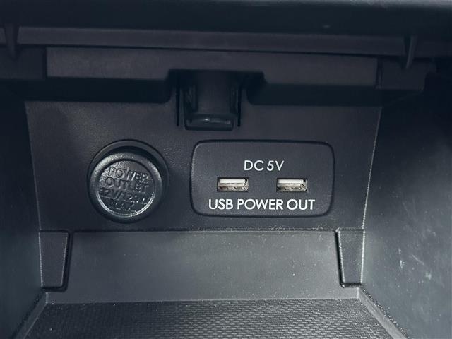 レガシィＢ４ ベースグレード　禁煙車／純正ナビゲーション／バックカメラ／ビルトインＥＴＣ／ドライブレコーダー／全席シートヒーター／ステアリングヒーター／プリクラッシュブレーキ制御／クルーズコントロール／アクティブレーンキープ（17枚目）