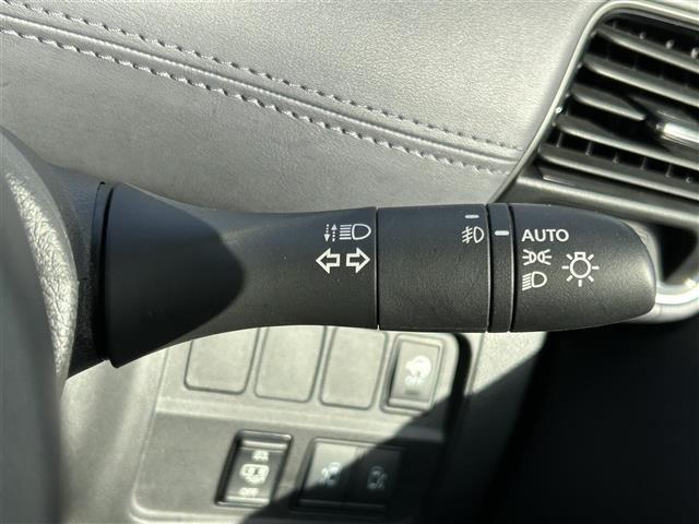 セレナ ハイウェイスターＶ　純正ナビゲーション／アラウンドビューモニター／ドライブレコーダー／ビルトインＥＴＣ／プロパイロット／インテリジェントエマージェンシーブレーキ／インテリジェントＦＣＷ／インテリジェントＢＳＩ（13枚目）