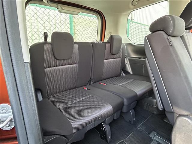 セレナ ハイウェイスターＶ　純正ナビゲーション／アラウンドビューモニター／ドライブレコーダー／ビルトインＥＴＣ／プロパイロット／インテリジェントエマージェンシーブレーキ／インテリジェントＦＣＷ／インテリジェントＢＳＩ（26枚目）