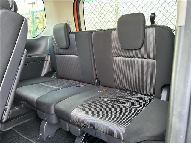 セレナ ハイウェイスターＶ　純正ナビゲーション／アラウンドビューモニター／ドライブレコーダー／ビルトインＥＴＣ／プロパイロット／インテリジェントエマージェンシーブレーキ／インテリジェントＦＣＷ／インテリジェントＢＳＩ（30枚目）