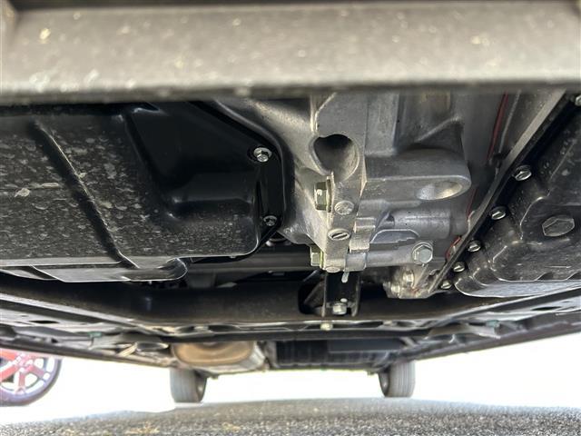 セレナ ハイウェイスターＶ　純正ナビゲーション／アラウンドビューモニター／ドライブレコーダー／ビルトインＥＴＣ／プロパイロット／インテリジェントエマージェンシーブレーキ／インテリジェントＦＣＷ／インテリジェントＢＳＩ（41枚目）