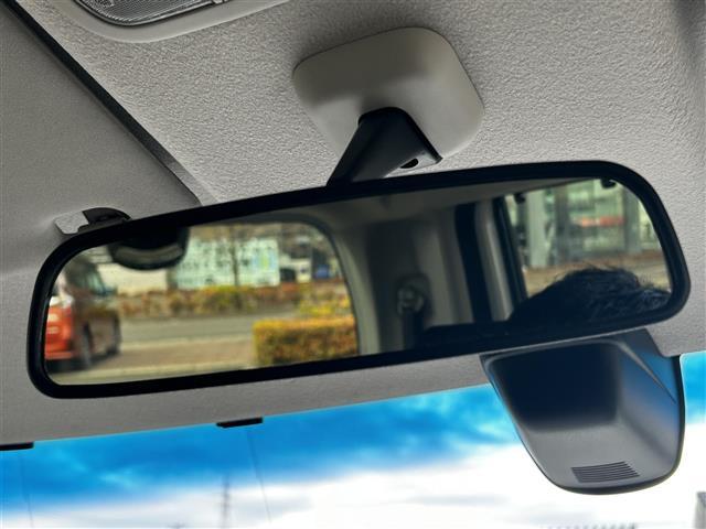 Ｎ－ＢＯＸ Ｇ　ターボＳＳパッケージ　純正ナビゲーション／バックカメラ／ビルトインＥＴＣ／両側電動スライドドア／前席シートヒーター／クルーズコントロール／パドルシフト／シートバックテーブル／リアドアシェード／スタドッレスセット車載（10枚目）