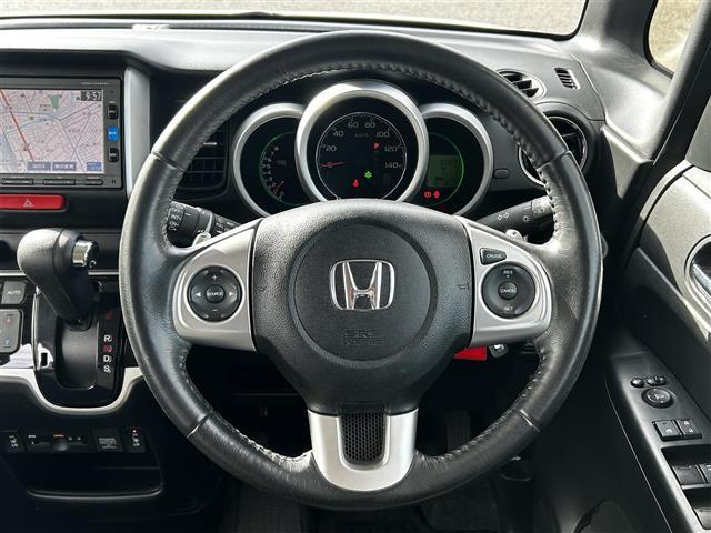 Ｎ－ＢＯＸ Ｇ　ターボＳＳパッケージ　純正ナビゲーション／バックカメラ／ビルトインＥＴＣ／両側電動スライドドア／前席シートヒーター／クルーズコントロール／パドルシフト／シートバックテーブル／リアドアシェード／スタドッレスセット車載（12枚目）