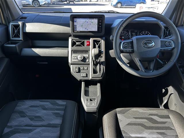 タフト Ｇ　ダーククロムベンチャー　ガラスルーフ社外ナビゲーション／パノラマモニター／前席シートヒーター／アダプティブクルーズコントロール／レーンキープコントロール／路側逸脱警報機能／車線逸脱警報機能／車線逸脱抑制制御機能／禁煙車（42枚目）