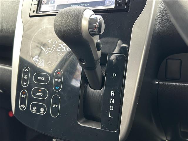 デイズ ハイウェイスターＸ　Ｖセレクション＋セーフティＩＩ　純正ナビゲーション／アラウンドビューモニター／前後ドライブレコーダー／ＥＴＣ／インテリジェント　エマージェンシーブレーキ／アイドリングストップ／ＨＩＤオートライト／純正フロアマット（13枚目）