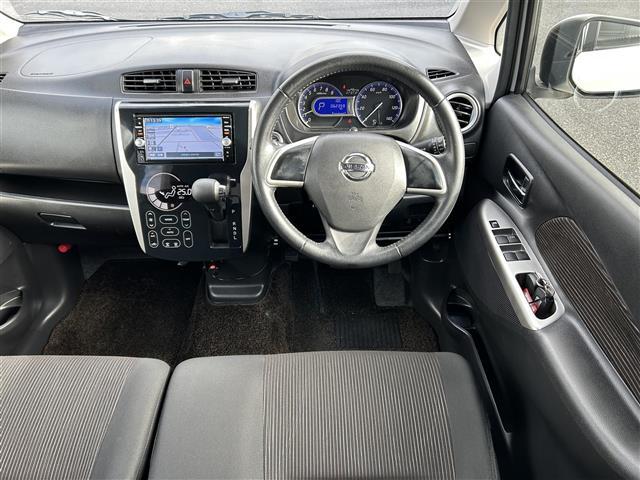 デイズ ハイウェイスターＸ　Ｖセレクション＋セーフティＩＩ　純正ナビゲーション／アラウンドビューモニター／前後ドライブレコーダー／ＥＴＣ／インテリジェント　エマージェンシーブレーキ／アイドリングストップ／ＨＩＤオートライト／純正フロアマット（20枚目）