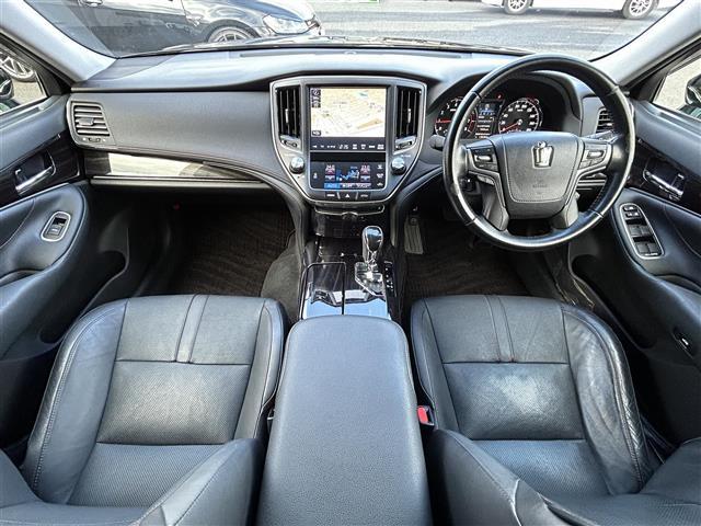 クラウン アスリートＳｉ－Ｆｏｕｒ（2枚目）