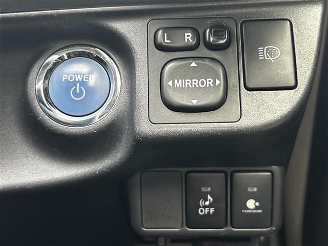 アクア G 純正ナビゲーション/バックカメラ/ETC・前席シートヒーター/ステアリングリモコン/LEDオートライト/アイドリングストップ/純正フロアマット/ドアバイザー(18枚目)