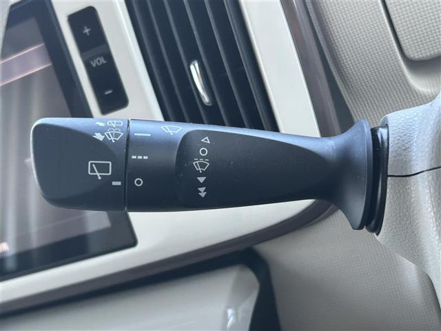 ムーヴキャンバス ＧメイクアップＶＳ　ＳＡＩＩＩ　純正ナビゲーション／パノラマモニター／純正前方ドライブレコーダー／ビルトインＥＴＣ／両側電動スライドドア／衝突警報機能／衝突回避支援ブレーキ機能／車線逸脱警報機能／誤発進抑制制御機能／オートハイビーム（10枚目）