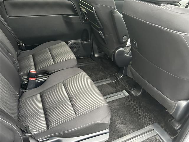 ヴォクシー ＺＳ　煌ＩＩ　純正ナビゲーション／バックカメラ／フリップダウンモニター／ビルトインＥＴＣ／前方ドライブレコーダー／両側電動スライドドア／プリクラッシュセーフティ／レーンディパーチャーアラート／先行車発進告知機能（25枚目）