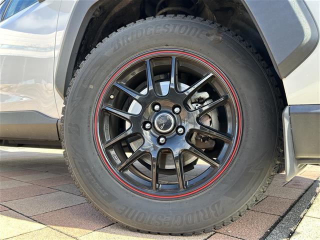 ＲＡＶ４ アドベンチャー　オフロードパッケージ　ワンオーナー衝突回避支援パッケージ　レーダークルーズコントロール　プリクラッシュセーフティ　オートマチックハイビーム　ＬＥＤヘッドライト　オートハイビーム　スマートキー　運転席パワーシート（40枚目）
