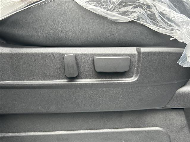 デリカD:5 シャモニー e-Assist/ALPINE D:5専用11型ナビ(DTV・DVD・CD・AM・FM・USB・BT・HDMI)/アラウンドビューカメラ/両側電動スライドドア/前席シートヒーター・エアシート(8枚目)