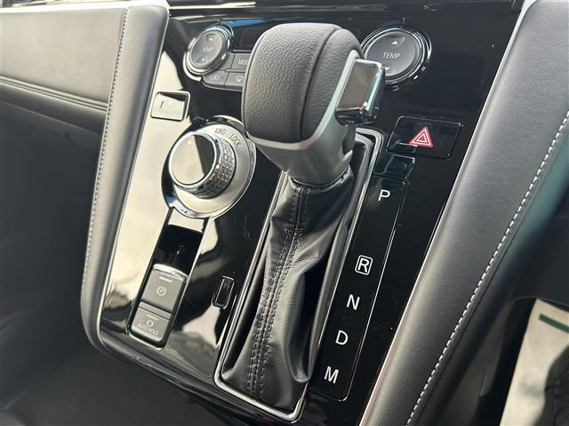 デリカD:5 シャモニー e-Assist/ALPINE D:5専用11型ナビ(DTV・DVD・CD・AM・FM・USB・BT・HDMI)/アラウンドビューカメラ/両側電動スライドドア/前席シートヒーター・エアシート(18枚目)