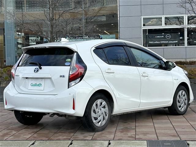 アクア S 純正ナビゲーション/バックカメラ/ビルトインETC/プリクラッシュセーフティ/レーントレーシングアシスト/LEDヘッドライト/社外フロアマット/ドアバイザー(36枚目)